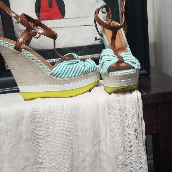 Qupid wedge - Picture 2 of 3